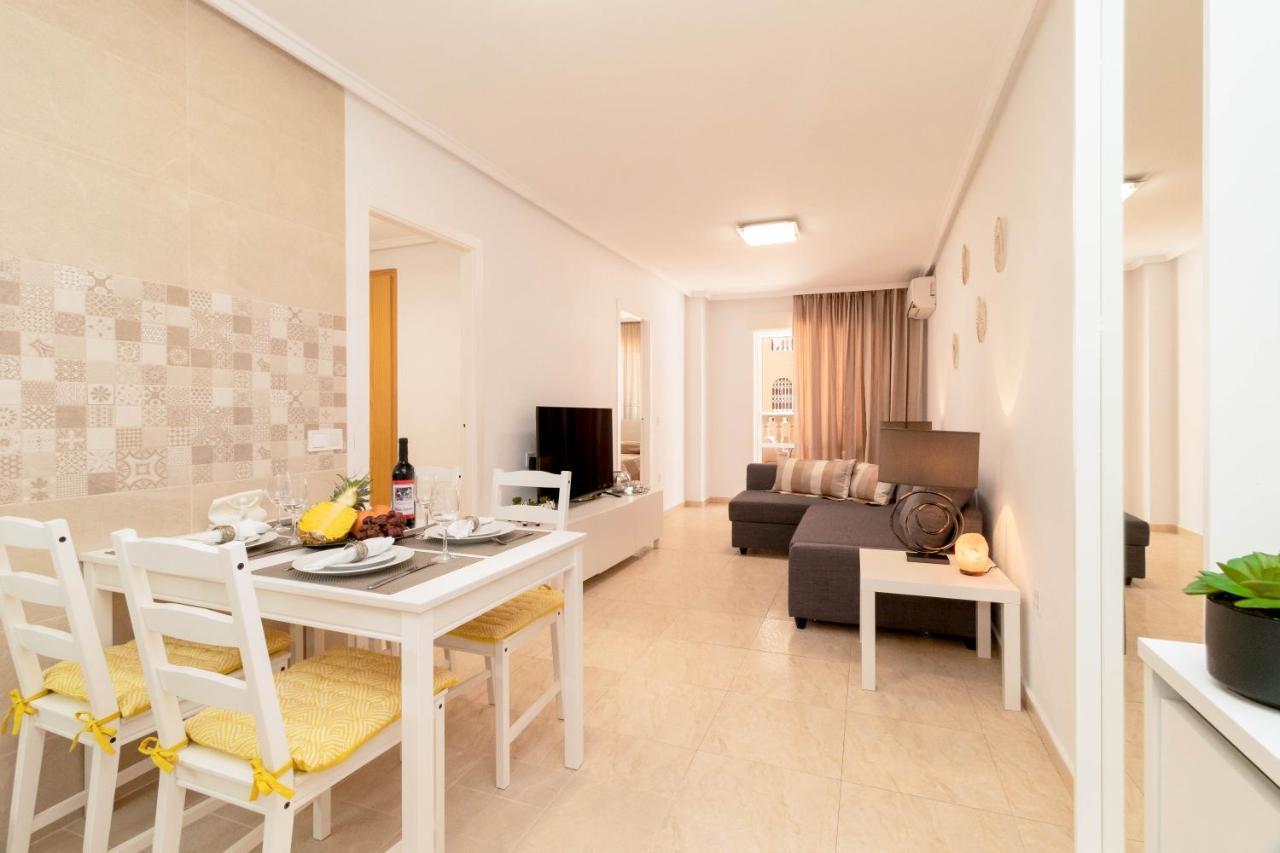 Apartamento Asta Διαμέρισμα Τορεβιέχα Εξωτερικό φωτογραφία