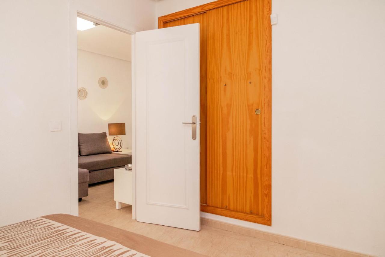 Apartamento Asta Διαμέρισμα Τορεβιέχα Εξωτερικό φωτογραφία
