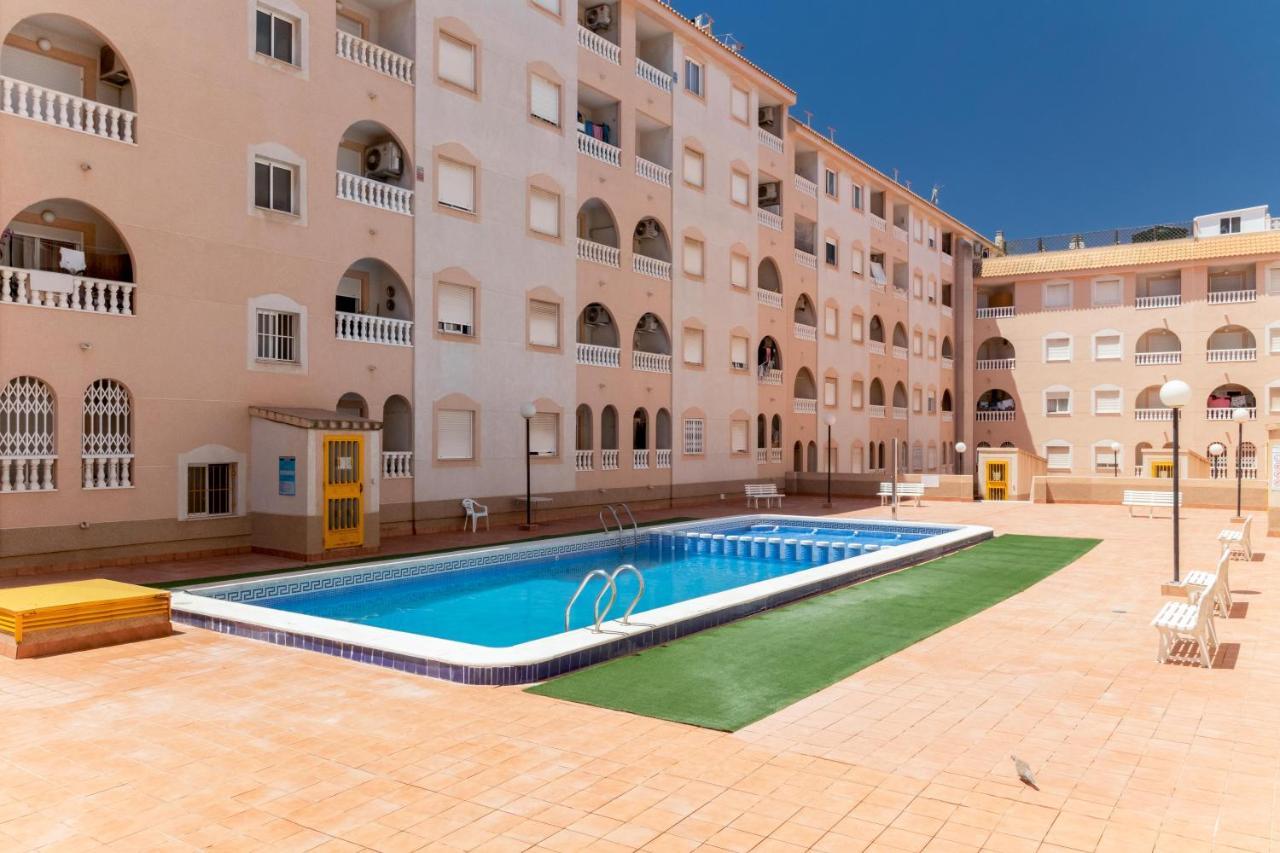 Apartamento Asta Διαμέρισμα Τορεβιέχα Εξωτερικό φωτογραφία