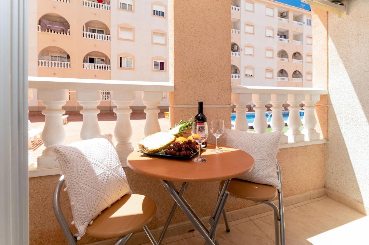 Apartamento Asta Διαμέρισμα Τορεβιέχα Εξωτερικό φωτογραφία